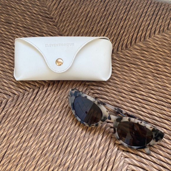 Milky Tortoise Girls Trip sunglasses by Eleventh Hour - Picture 7 of 8